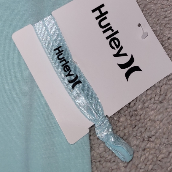 Hurley Girls T-shirt w/ hair tie-XL - Picture 3 of 3